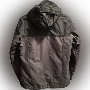Women’s Columbia snow shell with Omni-Heat